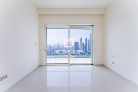 Apartment in EMAAR Beachfront, Dubai Harbour, Dubai 2 bedrooms, 128 sq.m. № 15098 - photo 8