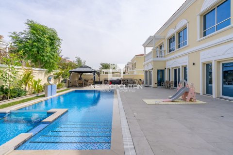 Villa in Jumeirah Village Triangle, Dubai 5 bedrooms, 705 sq.m. № 15112 - photo 25