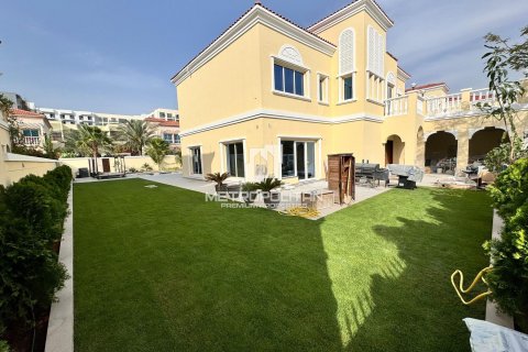 Villa in Jumeirah Village Triangle, Dubai 5 bedrooms, 705 sq.m. № 15112 - photo 7