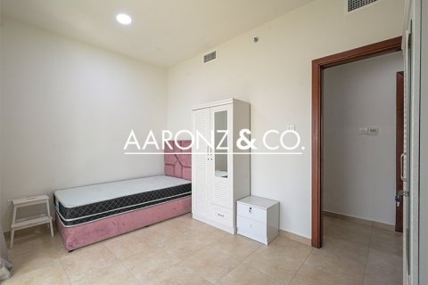 Appartement à Jumeirah Lake Towers, Dubai, 3 chambres, 106.5 m², № 78470 - photo 7