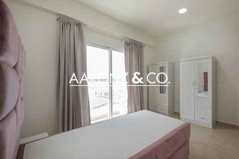 Appartement à Jumeirah Lake Towers, Dubai, 3 chambres, 106.5 m², № 78470 - photo 5