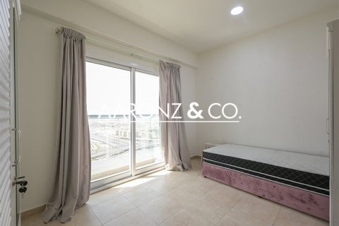 Appartement à Jumeirah Lake Towers, Dubai, 3 chambres, 106.5 m², № 78470 - photo 6