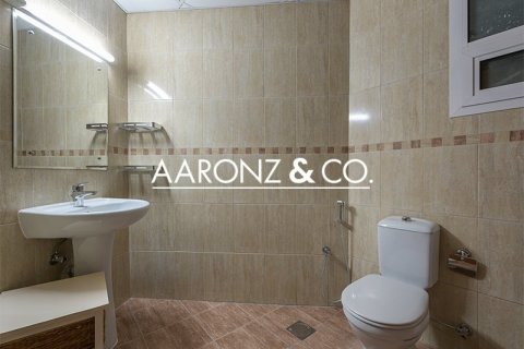 Appartement à Jumeirah Lake Towers, Dubai, 3 chambres, 106.5 m², № 78470 - photo 10