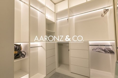 Appartement à Jumeirah Lake Towers, Dubai, 2 chambres, 164.7 m², № 78471 - photo 21