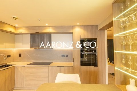 Appartement à Jumeirah Lake Towers, Dubai, 2 chambres, 164.7 m², № 78471 - photo 18