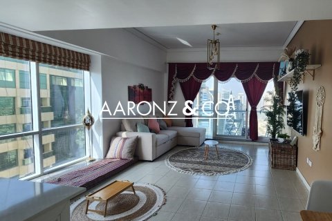 Appartement à Jumeirah Lake Towers, Dubai, 1 chambre, 69.9 m², № 78468 - photo 1