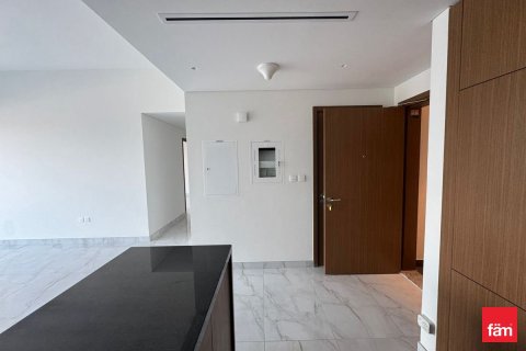 Купить квартиру в Дубай Студио-Сити, Дубай: 2 спальни, 96.2м², № 90311 - фото 2