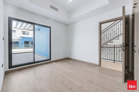 Купить таунхаус в Дубае: 5 спален, 298.8м², № 90309 - фото 6