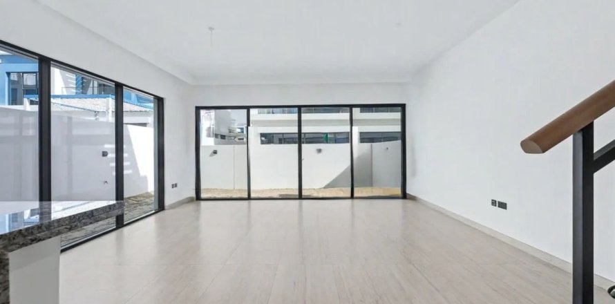 Таунхаус в Дубае, 5 спален, 298.8м², № 90309