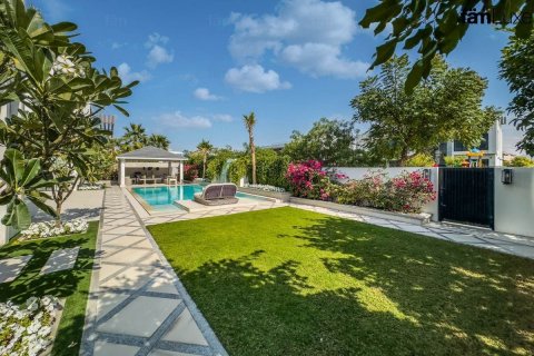 Купить виллу в Дубай Хилс Эстейт, Дубай: 6 спален, 1215.9м², № 90310 - фото 18