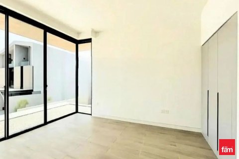 Adosado en Dubai, 3 dormitorios, 358.3 m², № 84308 - foto 6