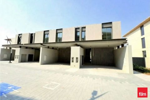 Adosado en Dubai, 3 dormitorios, 358.3 m², № 84308