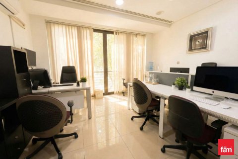 Magasin à Al Badaa, Dubai, 217 m², № 84296 - photo 7