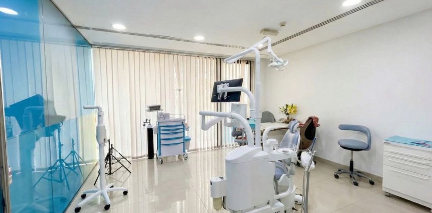 Magasin à Al Badaa, Dubai, 217 m², № 84296