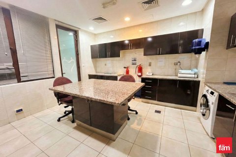 Magasin à Al Badaa, Dubai, 217 m², № 84296 - photo 6