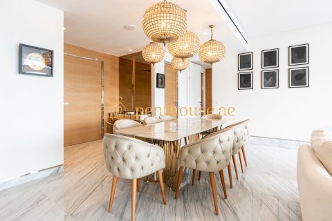 Ático en Palm Jumeirah, Dubai, 2 dormitorios, 205 m², № 14839 - foto 3