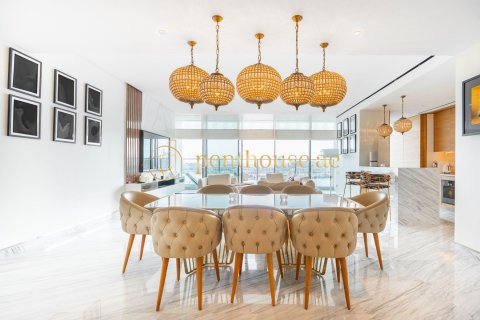 Ático en Palm Jumeirah, Dubai, 2 dormitorios, 205 m², № 14839 - foto 2