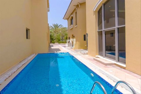 Villa en Garden Homes, Palm Jumeirah, Dubai, 4 dormitorios, 465 m², № 14840 - foto 15
