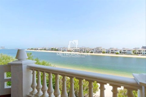 Villa en Garden Homes, Palm Jumeirah, Dubai, 4 dormitorios, 465 m², № 14840 - foto 9