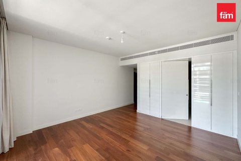 Apartment in Al Wasl, Dubai 4 bedrooms, 392 sq.m. № 55219 - photo 9