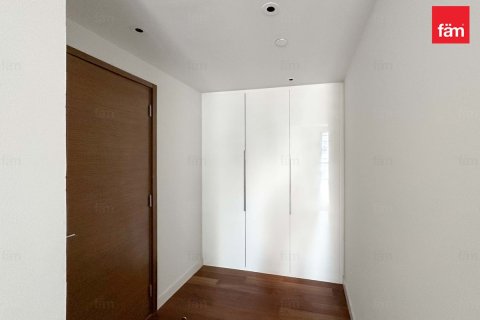 Apartment in Al Wasl, Dubai 4 bedrooms, 392 sq.m. № 55219 - photo 14