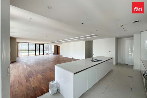 Apartment in Al Wasl, Dubai 4 bedrooms, 392 sq.m. № 55219 - photo 2