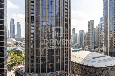Appartement à Standpoint Towers, Downtown Dubai (Downtown Burj Dubai), Dubai, 1 chambre, 81 m², № 19285 - photo 2