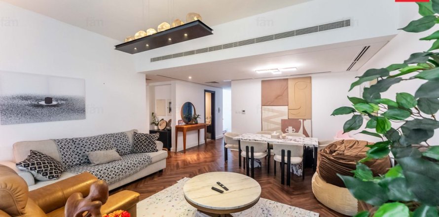 Townhouse in Dubai 3 bedrooms, 187.2 sq.m. № 90638