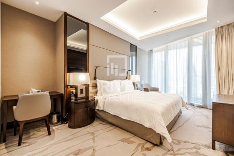 Apartment in The Address Sky View Towers, Downtown Dubai (Downtown Burj Dubai), Dubai 3 bedrooms, 226.4 sq.m. № 127806 - photo 4