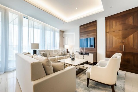 Apartment in The Address Sky View Towers, Downtown Dubai (Downtown Burj Dubai), Dubai 3 bedrooms, 226.4 sq.m. № 127806