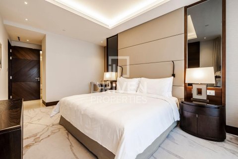 Apartment in The Address Sky View Towers, Downtown Dubai (Downtown Burj Dubai), Dubai 3 bedrooms, 226.4 sq.m. № 127806 - photo 9