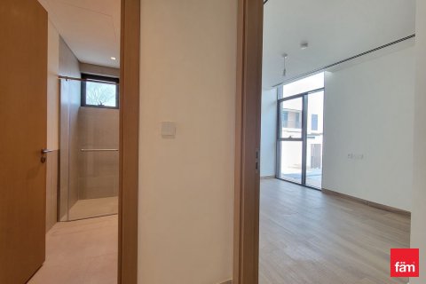 Снять в аренду таунхаус в Al Furjan, Дубай: 4 спальни, 207.1м², № 71608 - фото 13