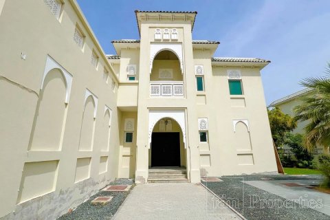 Villa en Al Furjan, Dubai, 4 dormitorios, 689.7 m², № 16651 - foto 3