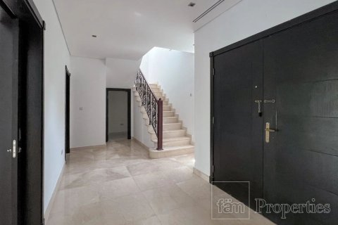 Villa en Al Furjan, Dubai, 4 dormitorios, 689.7 m², № 16651 - foto 8