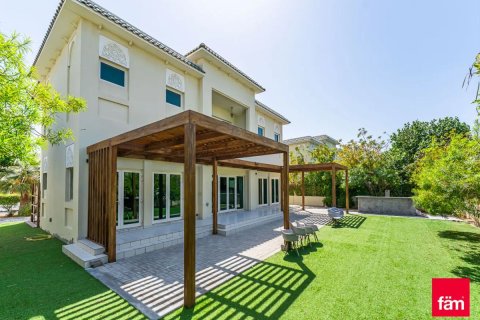Villa en Al Furjan, Dubai, 4 dormitorios, 689.7 m², № 16651 - foto 7