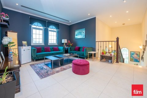 Villa in Dubai 3 bedrooms, 524.2 sq.m. № 89637 - photo 6