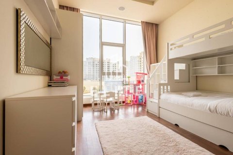 Снять в аренду квартиру в Tiara Residences, Пальма Джумейра, Дубай: 2 спальни, 156м², № 89643 - фото 6