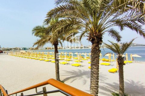 Снять в аренду квартиру в Tiara Residences, Пальма Джумейра, Дубай: 2 спальни, 156м², № 89643 - фото 21