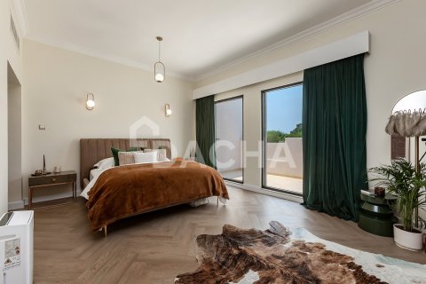 Villa in Jumeirah Islands, Dubai 4 bedrooms, 488 sq.m. № 135283 - photo 8