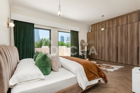 Villa in Jumeirah Islands, Dubai 4 bedrooms, 488 sq.m. № 135283 - photo 9