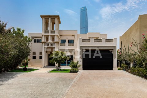 Villa in Jumeirah Islands, Dubai 4 bedrooms, 488 sq.m. № 135283