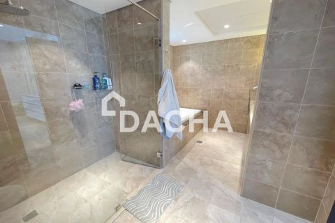 Villa in Legacy, Jumeirah Park, Dubai 3 bedrooms, 297 sq.m. № 111594 - photo 5