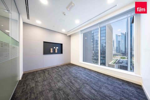 Office in Downtown Dubai (Downtown Burj Dubai), Dubai 641.5 sq.m. № 52347 - photo 8