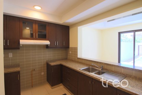 Villa in Mira 2, Reem, Dubai 3 bedrooms, 221.48 sq.m. № 138114 - photo 4