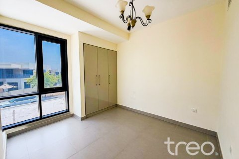 Villa in Dubai Hills Estate, Dubai 4 bedrooms, 228.63 sq.m. № 138103 - photo 4