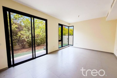 Villa in Dubai Hills Estate, Dubai 4 bedrooms, 228.63 sq.m. № 138103 - photo 7