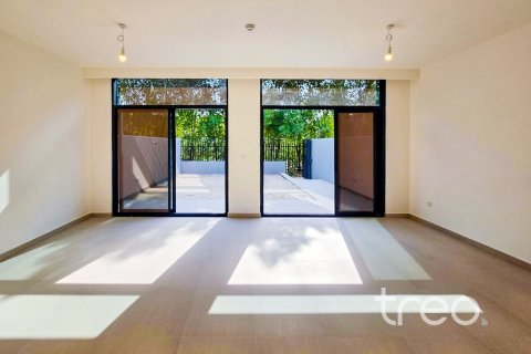Villa en Mudon, Dubai, 3 dormitorios, 218.41 m², № 138113 - foto 3