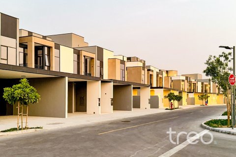 Villa en Mudon, Dubai, 3 dormitorios, 218.41 m², № 138113 - foto 9