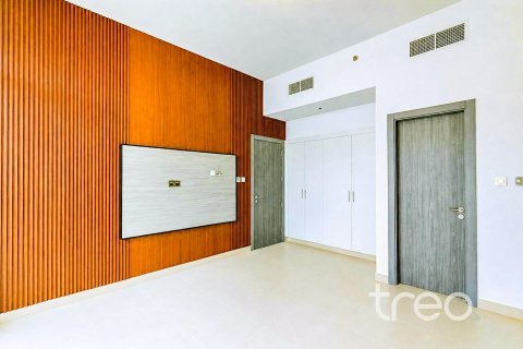 Apartment in Motor City, Dubai 4 bedrooms, 285.21 sq.m. № 138109 - photo 17