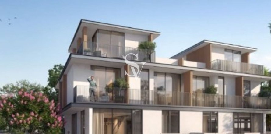 Villa en Dubai, 4 dormitorios, 552 m², № 85016